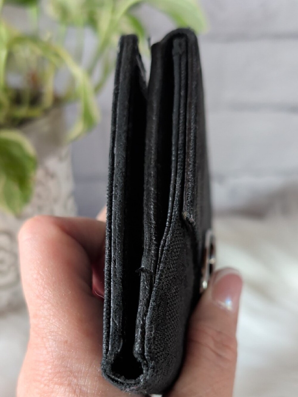 Authentic Gucci Black Monogram Canvas Compact Wallet with Silver-Tone Disc Snap - Picture 12 of 12